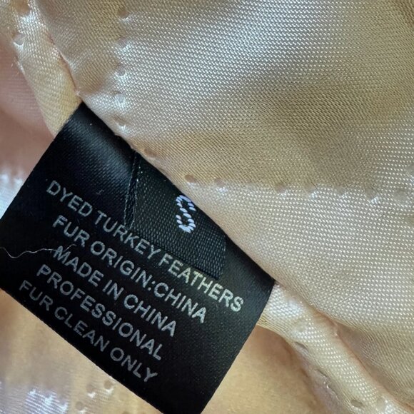 NWOT Ava & Kris Blake Down Feather Jacket White Fluffy Fur Shag Mongolian Coat - Picture 8 of 11